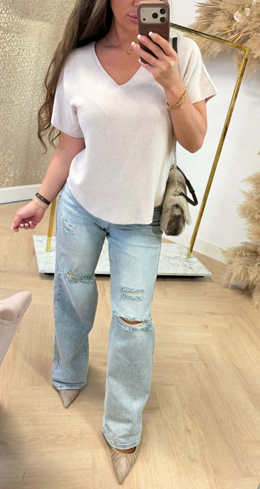 NEW COLLECTION V TOP BEIGE