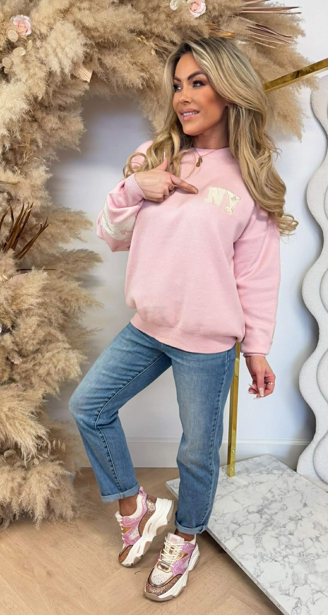 NEW YORK TEXT SWEAT AM1072 PINK
