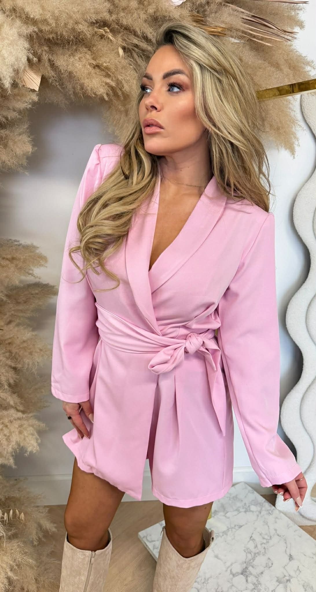 COMBINAISON COURTE BASIQUE PARFAITE ROSE