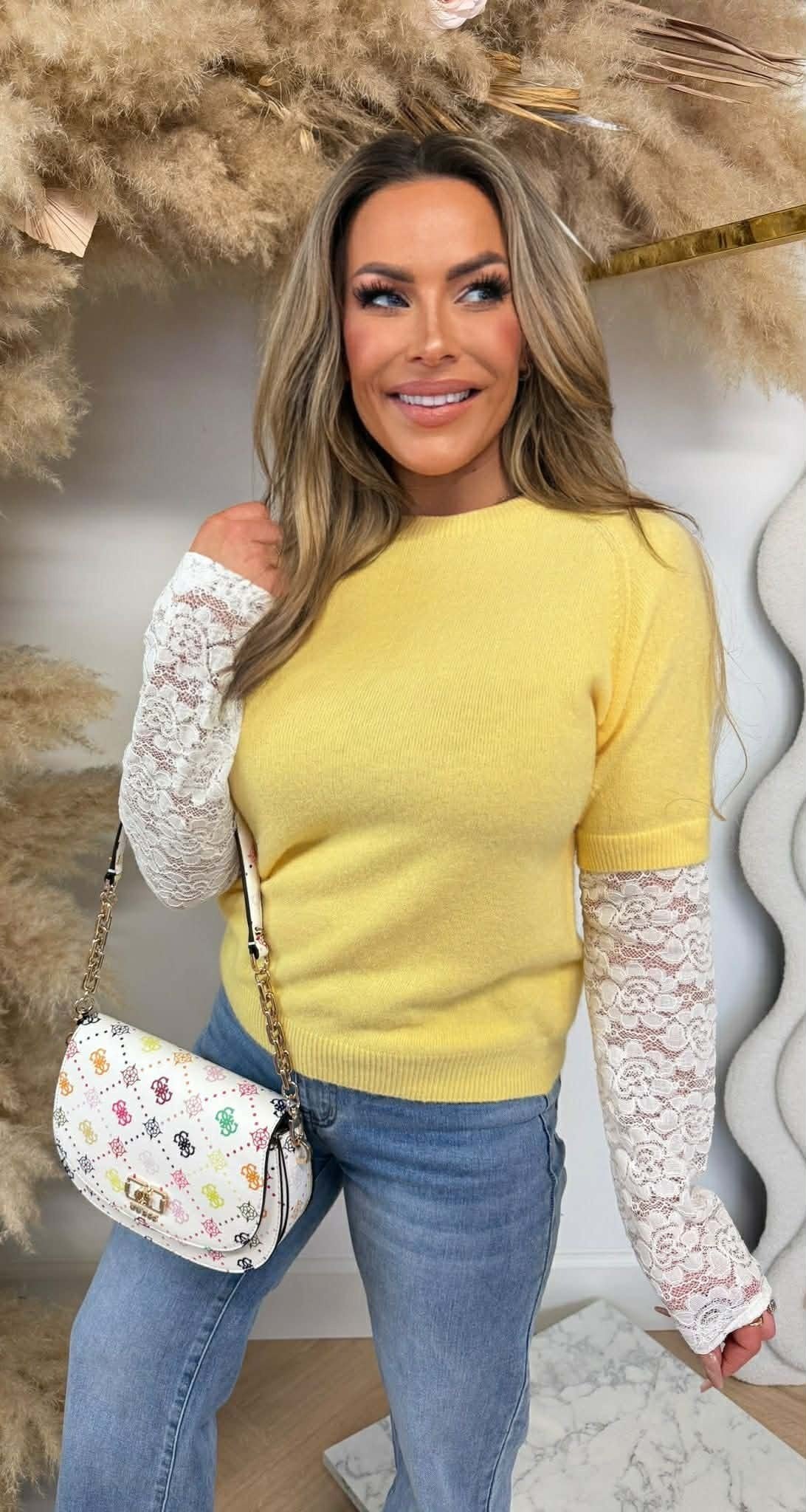 MOHNBLUMENSPITZE ÄRMEL SWEATER GELB