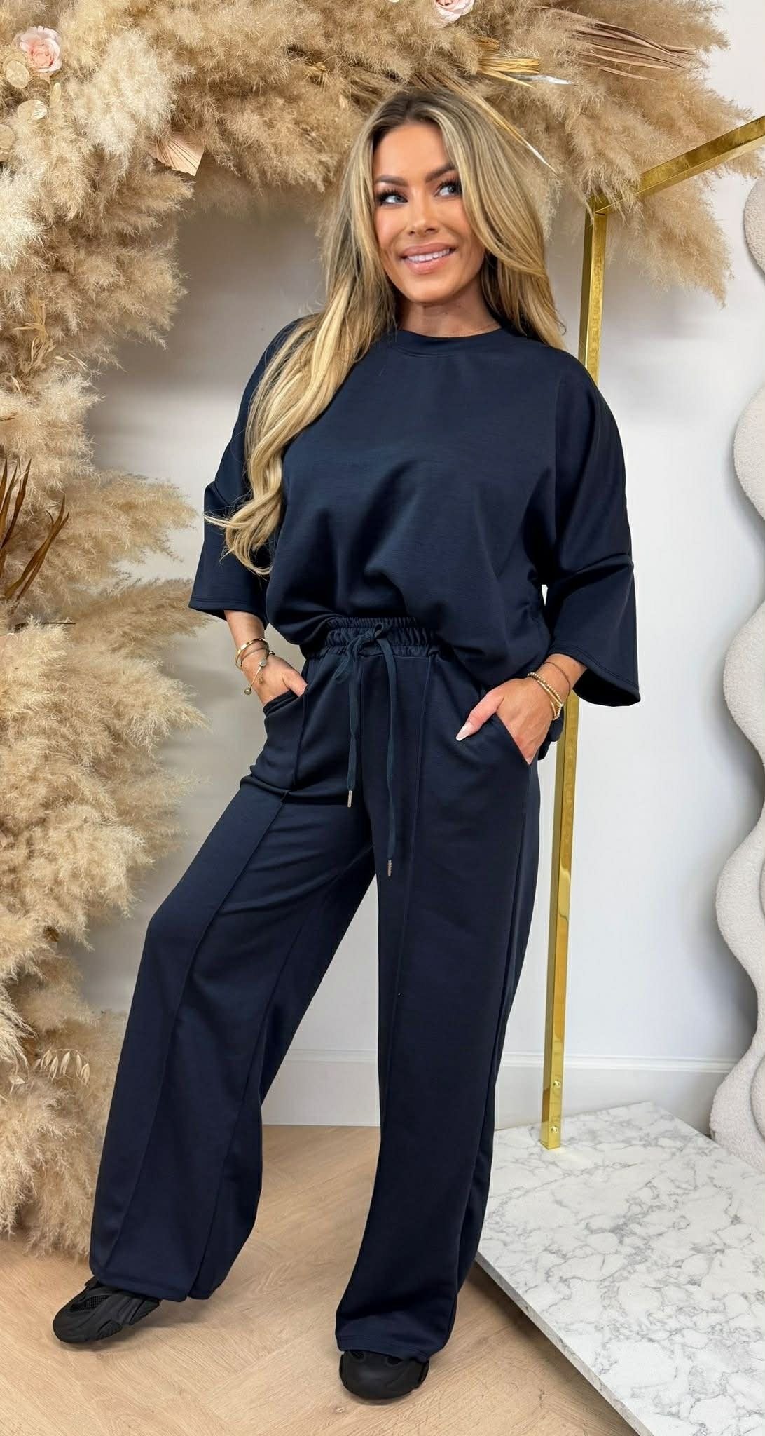 SARAH ZWEITEILER MARINEBLAU