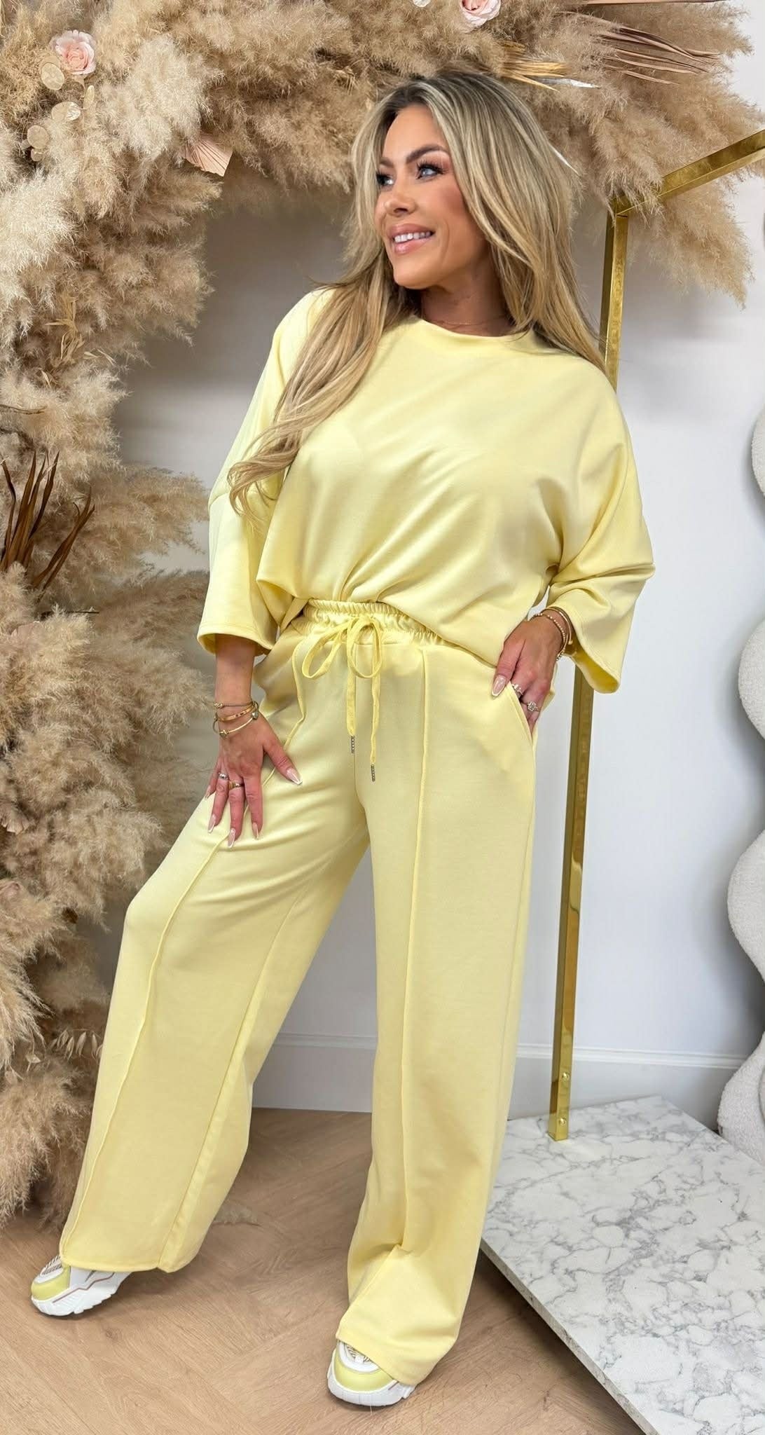 SARAH 2 PIECE SET BUTTERYELLOW