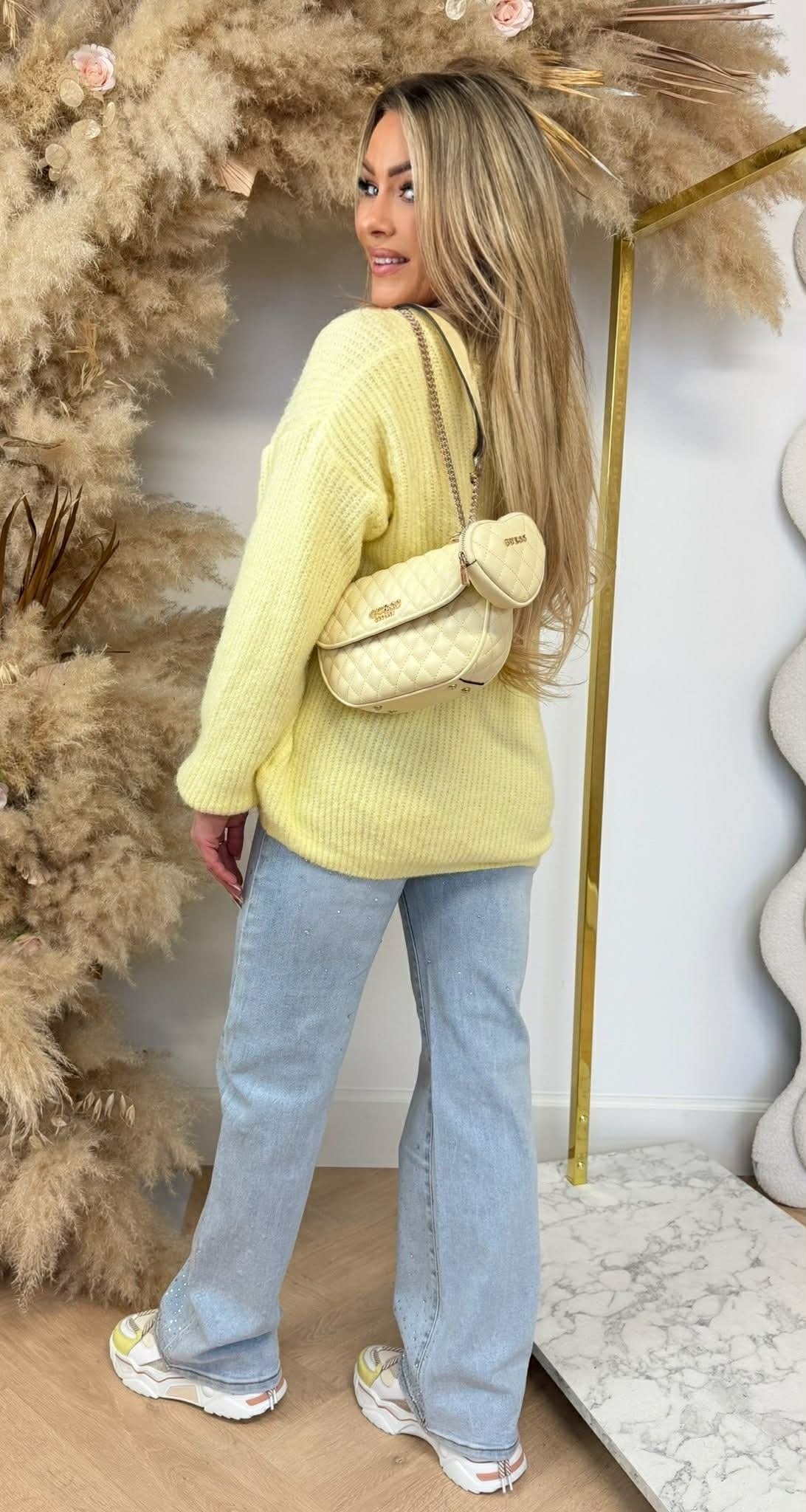 SOFY V BASIC SWEAT BUTTERYELLOW