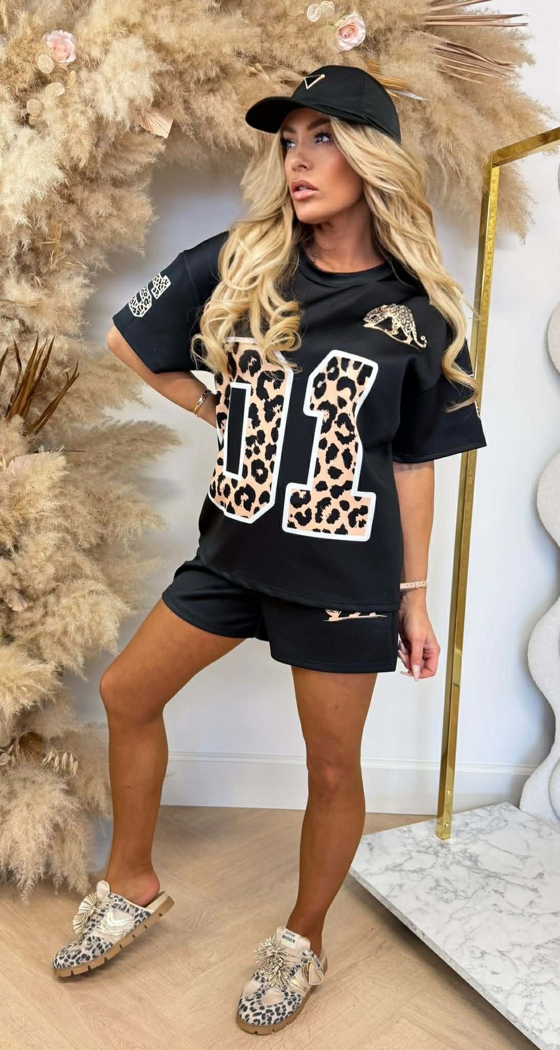 SPORTY LEGENDARY LEO SET BLACK