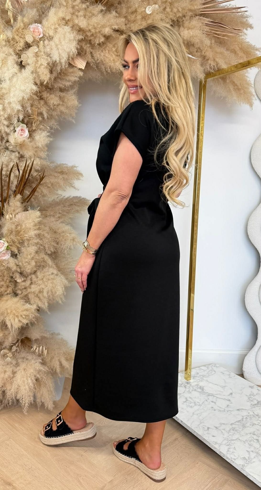 STRIKKY LONG DRESS BLACK