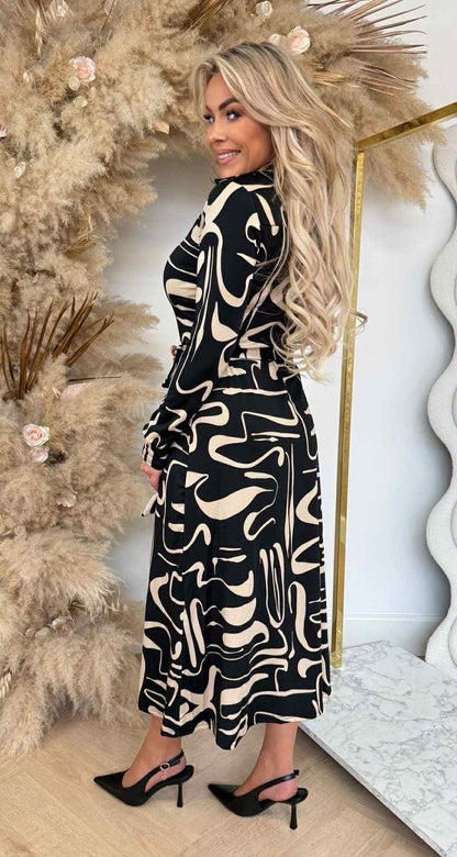 SUMI BY SWAN TRAVEL PRINT KLEID 8936 SCHWARZ/BEIGE