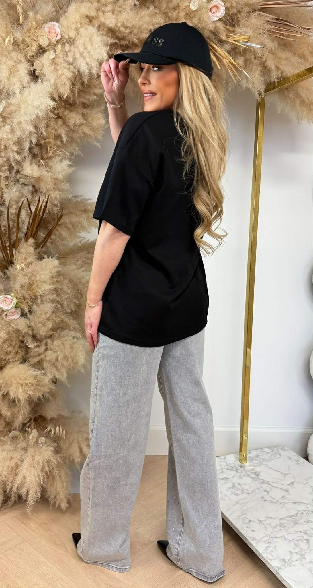 V OVERSIZED FIT TEE 20330 BLACK