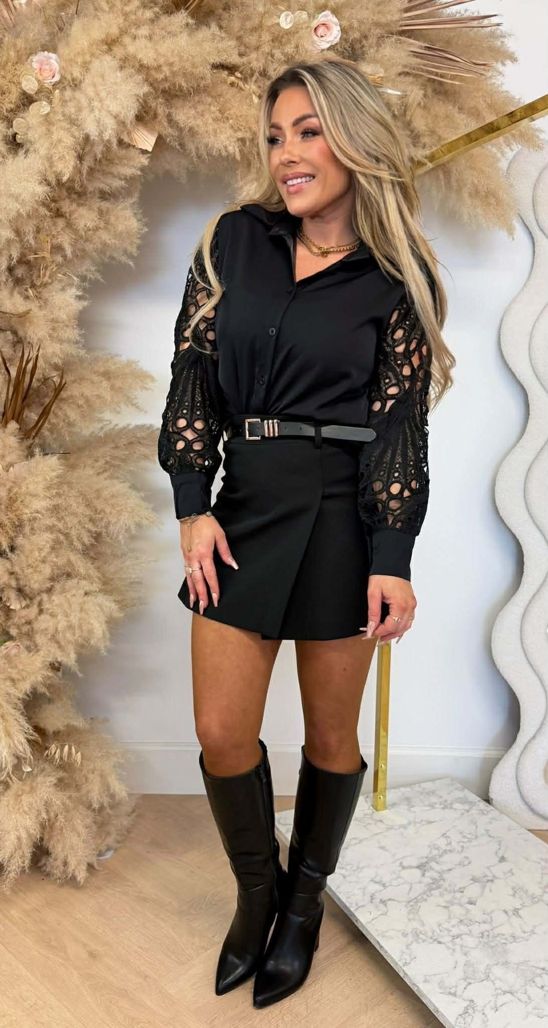 VENESSA LACE MOUW BLOUSE 6308 BLACK