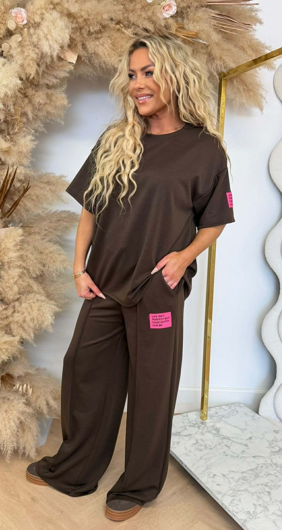 VIRAL LONG EMBLEEM SET CHOCO