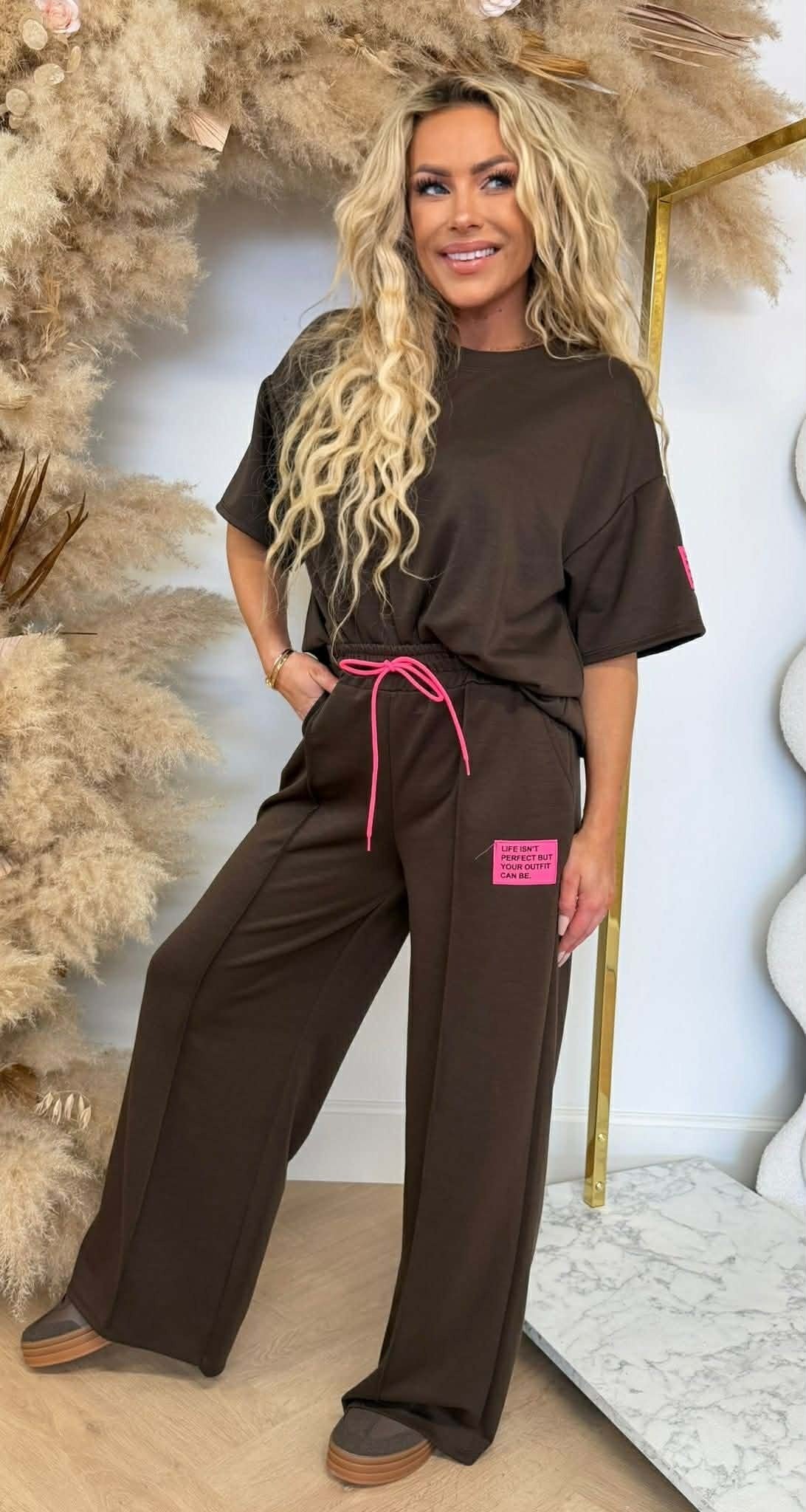 VIRAL LONG EMBLEEM SET CHOCO