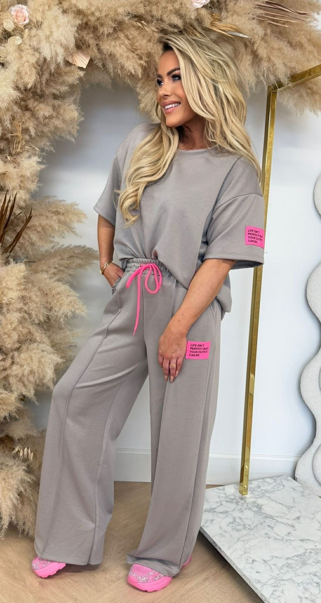 VIRAL LONG EMBLEEM SET TAUPE